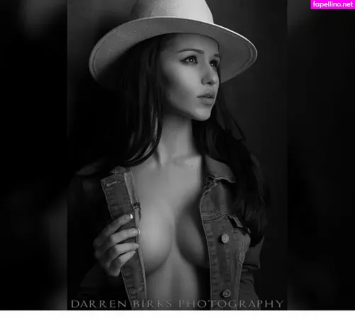 Nevalone OnlyFans Thumbnail #1mXN4SDoAM