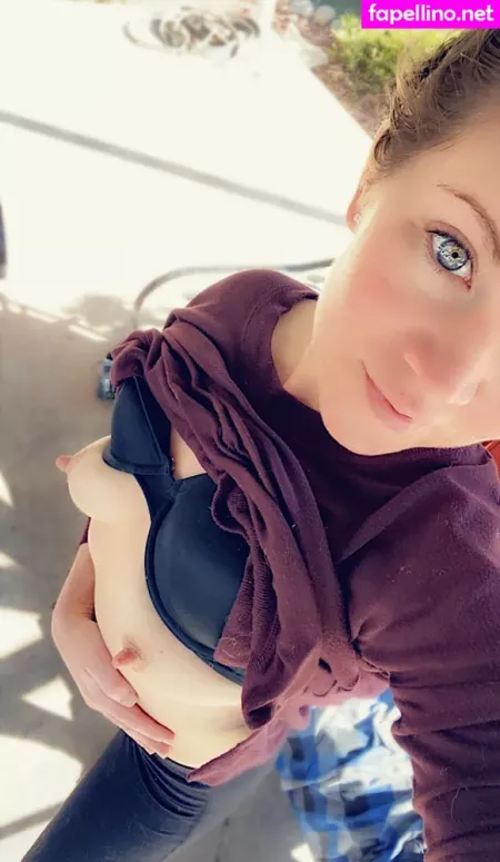 Nevamore OnlyFans Thumbnail #yaaickwBmd
