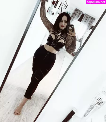 Nevernanoir OnlyFans Thumbnail #0jOIH6kPBx