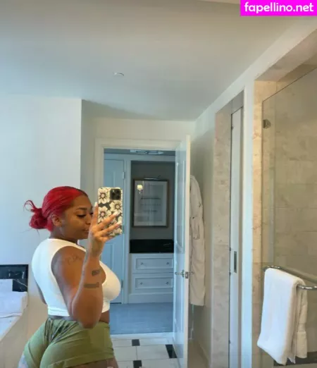 Nevssextapes OnlyFans Thumbnail #1h2N3lePtt