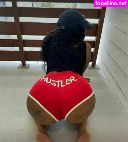 Nevssextapes OnlyFans Thumbnail #71Sh1CANL5