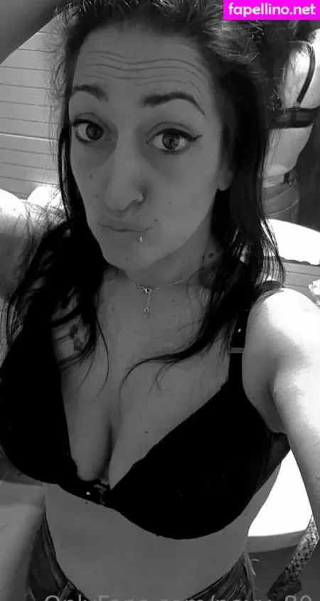 Nevy 80 OnlyFans Thumbnail #RR8wH2khVI