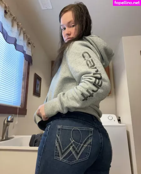 Newbootgoofinn OnlyFans Thumbnail #1OnMkuptpN