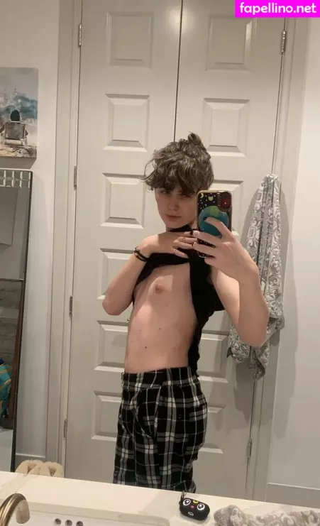 Newdle Head Bella OnlyFans Thumbnail #DhgsmbZMP4