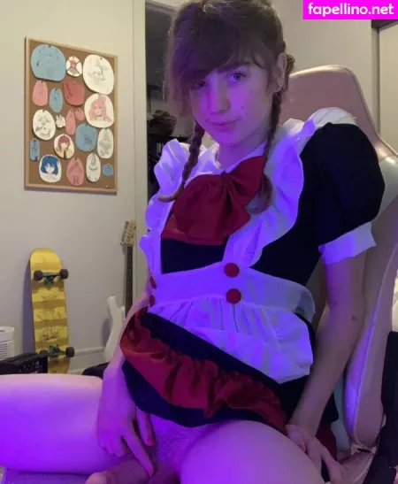 Newdle Head Bella OnlyFans Thumbnail #kpy6dKM1Hw