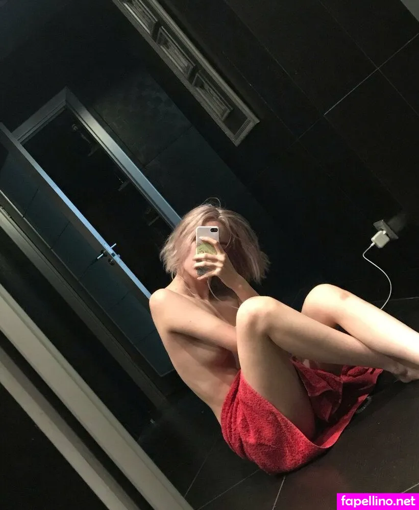 alien.hanna, newfaceinhell Nude Leaked OnlyFans Photo #4Yv48jAL48