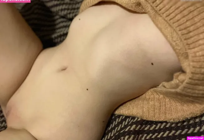 Nexeyredfox OnlyFans Thumbnail #2gZHfCRXK2