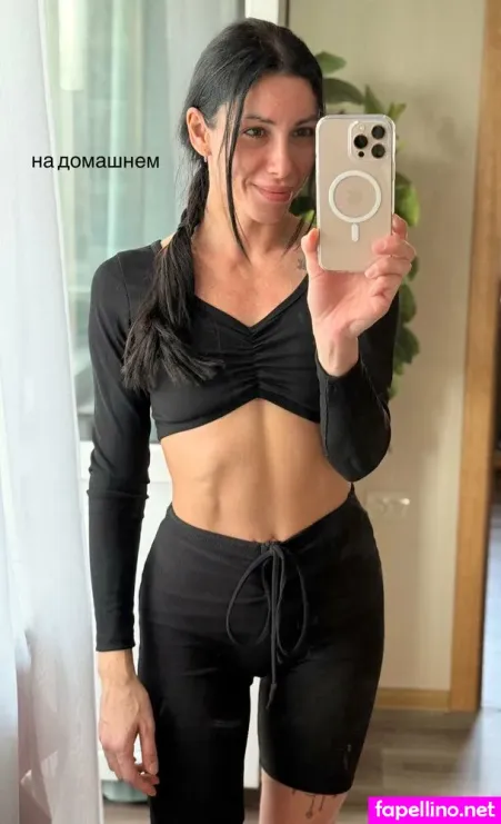 Next Door Mommy OnlyFans Thumbnail #iSoRQRX8hr
