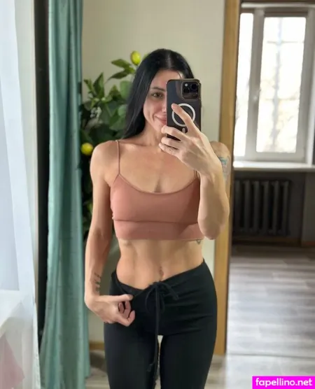 Next Door Mommy OnlyFans Thumbnail #nIjLn7Z3wv