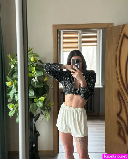 Next Door Mommy OnlyFans Thumbnail #qpIum84H8x