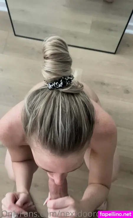 Nextdoorcoupleee OnlyFans Thumbnail #r7lQ7fbxJP