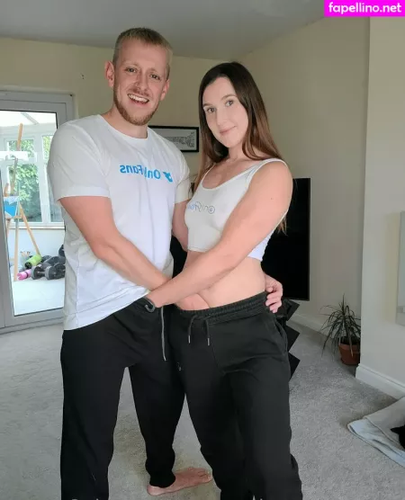 Nextdoornudistsfree OnlyFans Thumbnail #41G7pTegYe