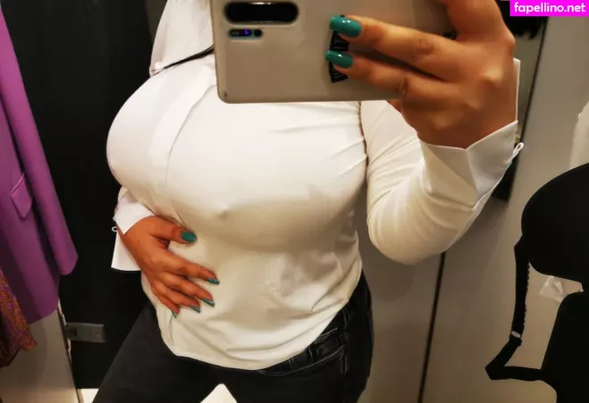 Nextdoorqueen OnlyFans Thumbnail #EDEN4afLiw