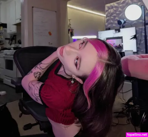 Nezba Exe OnlyFans Thumbnail #OLZ1ZOVt3w