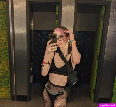 Nezba Exe OnlyFans Thumbnail #SCajEBKW7w