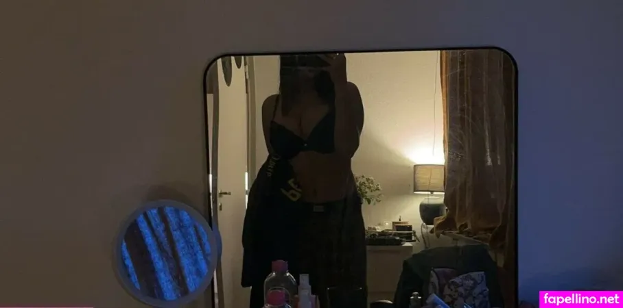 Nezuriiii OnlyFans Thumbnail #1mT5vMwIAf