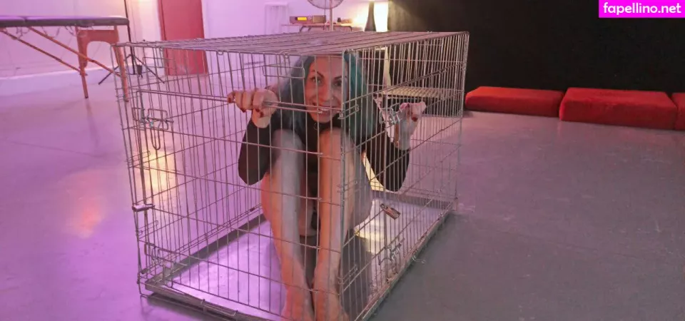 Nia Fox OnlyFans Thumbnail #HhQDMDm6Ti