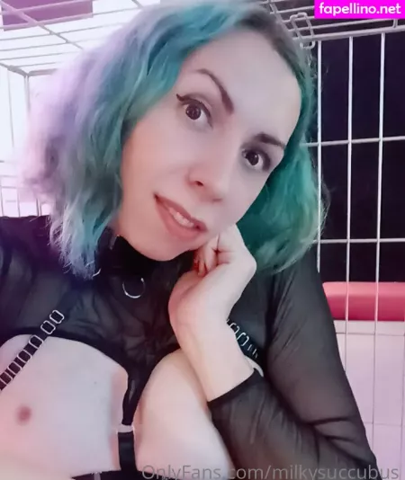 Nia Fox OnlyFans Thumbnail #zoxnkZVaA2
