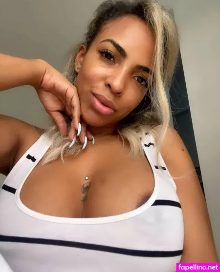 Nia Harris OnlyFans Thumbnail #slnd15IKnV