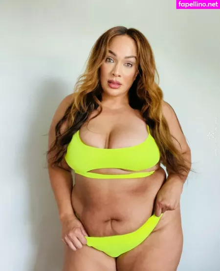 Nia Jax Lina Fanene OnlyFans Thumbnail #jfaGy6lxg9
