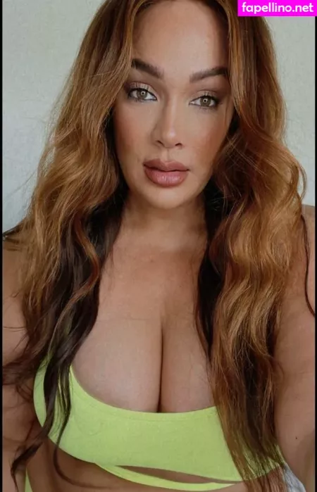 Nia Jax OnlyFans Thumbnail #0nwyk03tzR