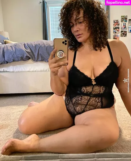 Nia Jax OnlyFans Thumbnail #8ztaFJndqt