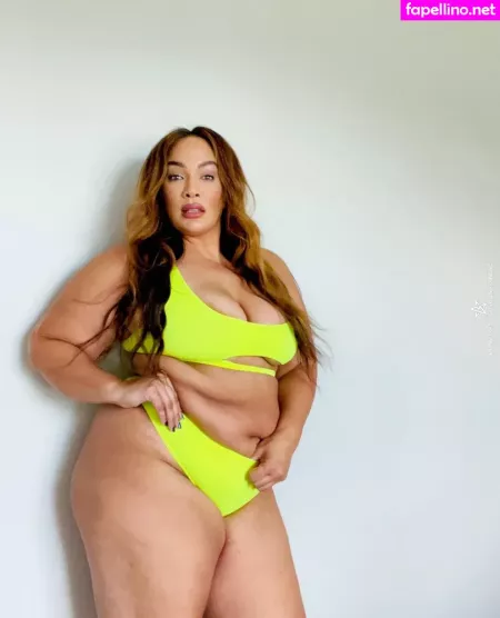 Nia Jax OnlyFans Thumbnail #ghYSzH2CaJ