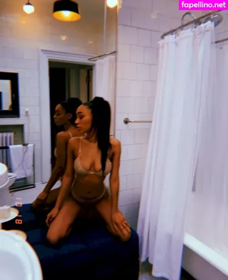 Nia Simone OnlyFans Thumbnail #045NzxUw6M