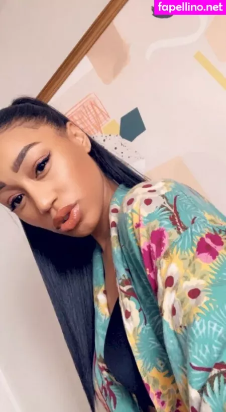 Nia Simone OnlyFans Thumbnail #cRMU2v5ybc