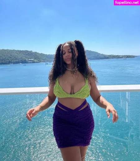 Nia Sioux OnlyFans Thumbnail #TNeL8kb2Km