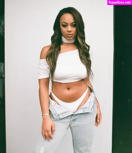 Nia Sioux OnlyFans Thumbnail #bSpaLsE0b0