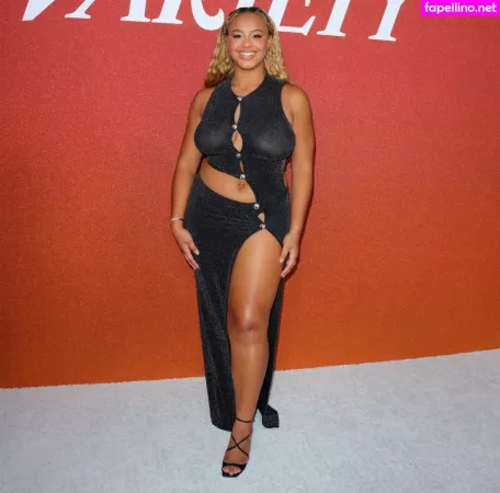 Nia Sioux OnlyFans Thumbnail #co0aMBTSXI