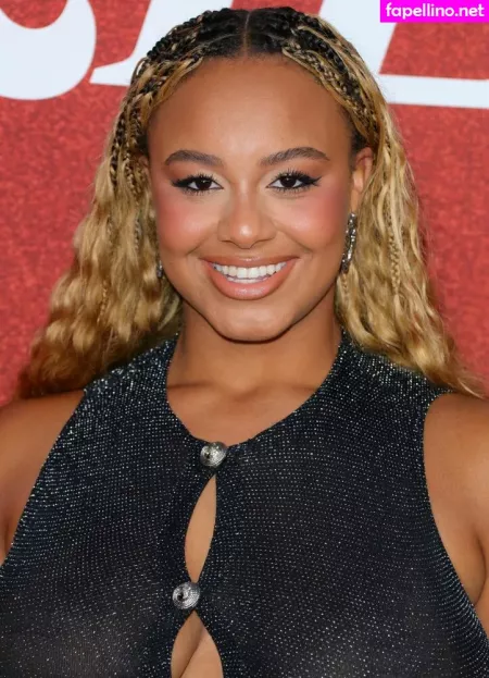 Nia Sioux OnlyFans Thumbnail #tVaaMTWmpk