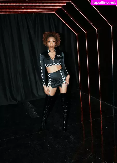 Niaaliyah OnlyFans Thumbnail #4tGxPaa2ST