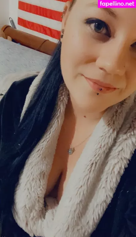 Niabugs OnlyFans Thumbnail #0HYcL3u7pL