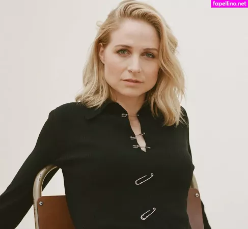 Niamh Algar OnlyFans Thumbnail #edPDjJpjDu