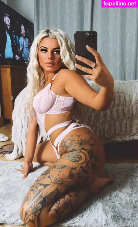 Niamh O Reilly OnlyFans Thumbnail #Q2RjMH3mR1