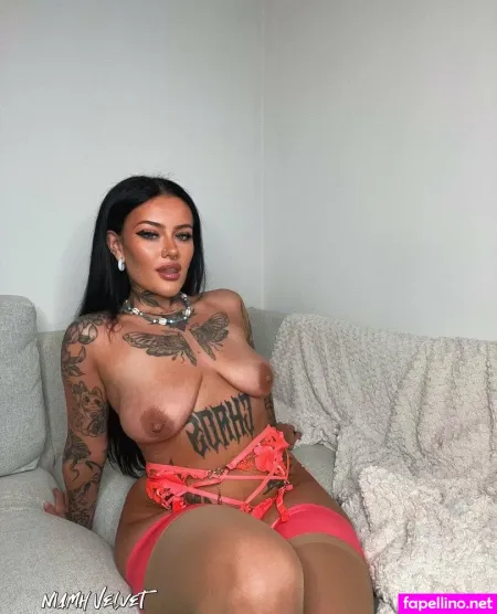 Niamh Velvet 6 OnlyFans Thumbnail #FhOCwzRWRL