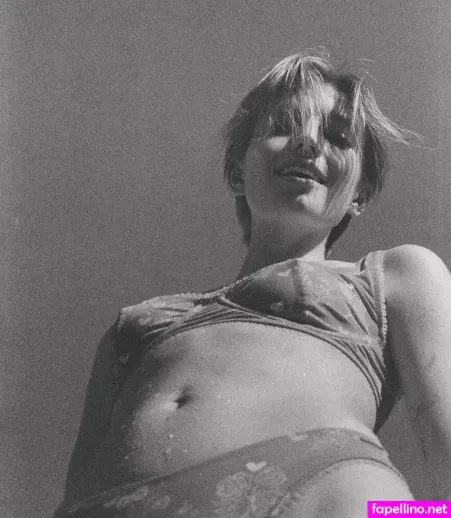 Niamhadkins OnlyFans Thumbnail #Inn7UtMFXu