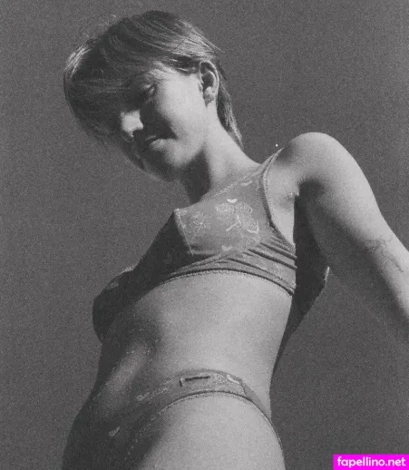 Niamhadkins OnlyFans Thumbnail #RyzXpTHpgr