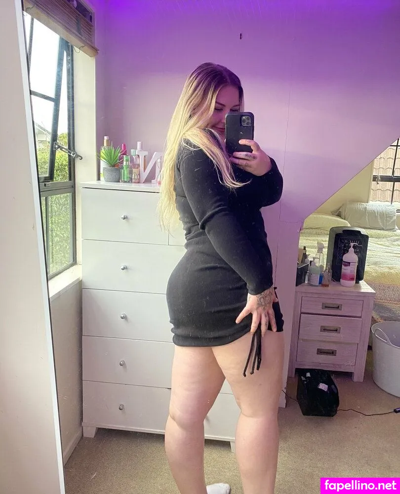 niamhhhhfree, pixienpm Nude Leaked OnlyFans Photo #Yr0wWf2or5