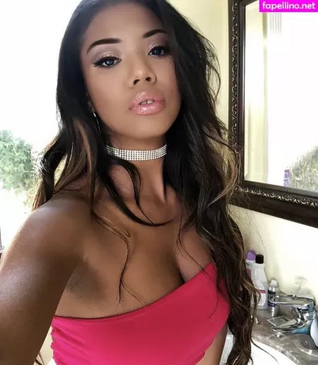 Nianaccixxx OnlyFans Thumbnail #GbM04cbos5