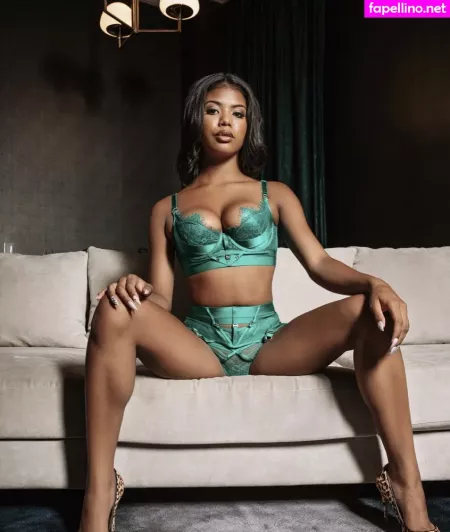 Nianaccixxx OnlyFans Thumbnail #wH7UYL2H23