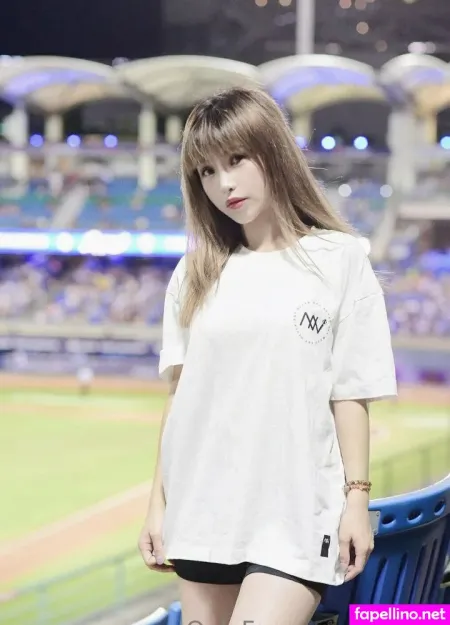 Nianlin OnlyFans Thumbnail #kO4GD5mc1g