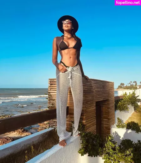 Niara Meirele OnlyFans Thumbnail #5jBlUcdU6n
