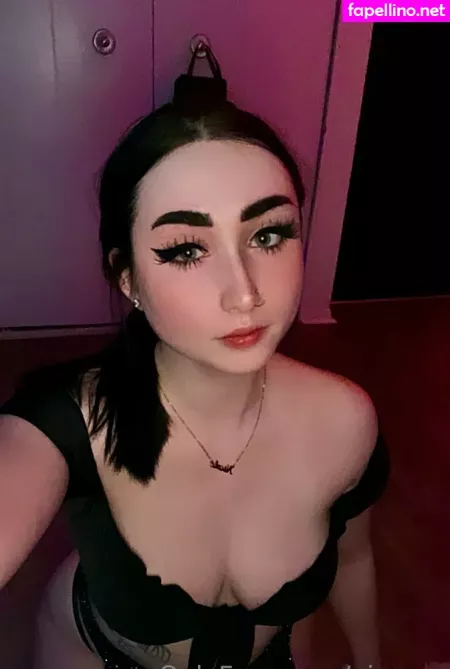 Nic X X OnlyFans Thumbnail #F0Sb6GUUoz