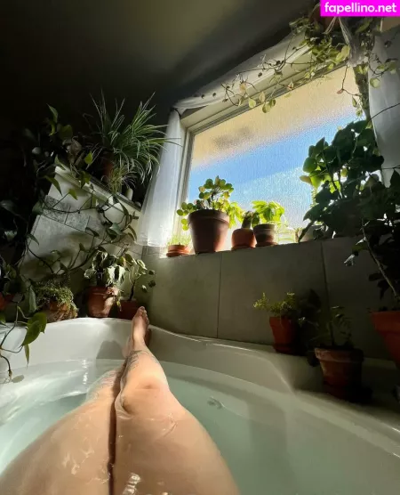 Niceplanties OnlyFans Thumbnail #RGJPHaEex8