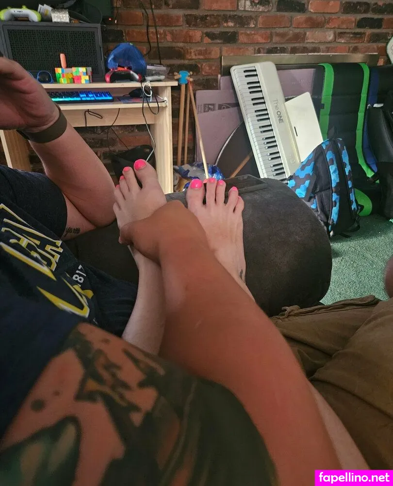 nichole_mayer_, nichole_michigan_feet Nude Leaked OnlyFans Photo #3zQGs0ZLXU