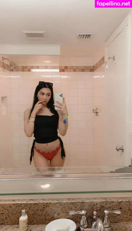 Nicholeangel OnlyFans Thumbnail #YFruPf06n5