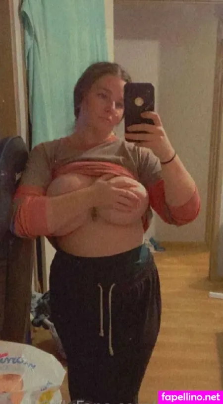 Nicketta OnlyFans Thumbnail #IvjKbGhDQ8